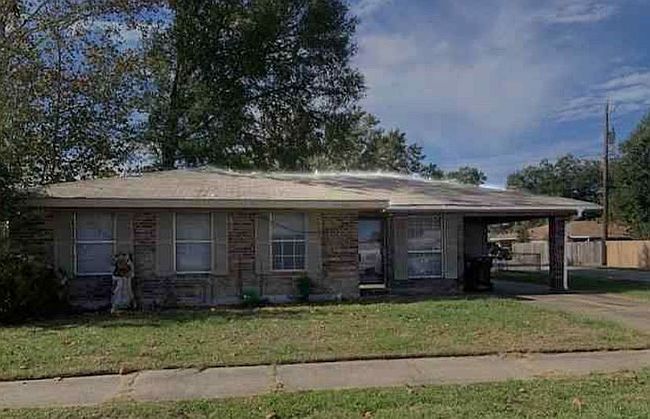 Photo of 300 Guidry Rd, Lafayette, LA