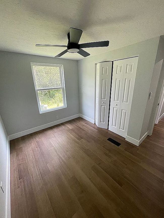 Photo of 105 York Rd, Cranberry Township, PA