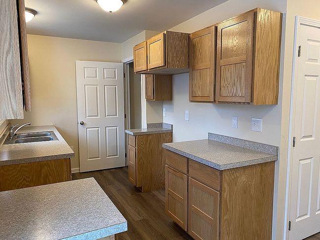 Image of 626 Lynne Ave