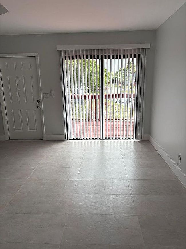 Photo of 14 Crossings Cir Apt E, Boynton Beach, FL