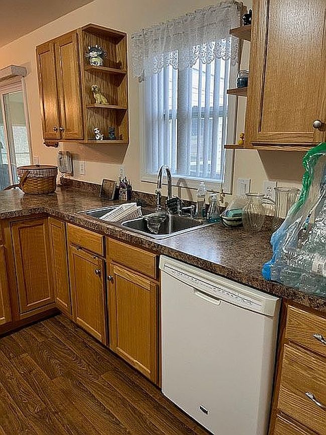 Image of 180 Trevmor Dr