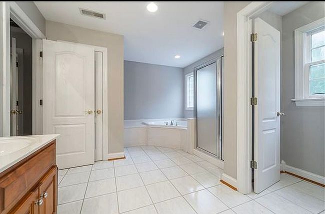 Photo of 13501 Blue Heron Cir, Chesterfield, VA