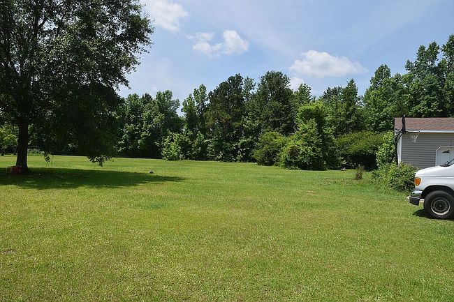 Image of 564 Emmett Ln
