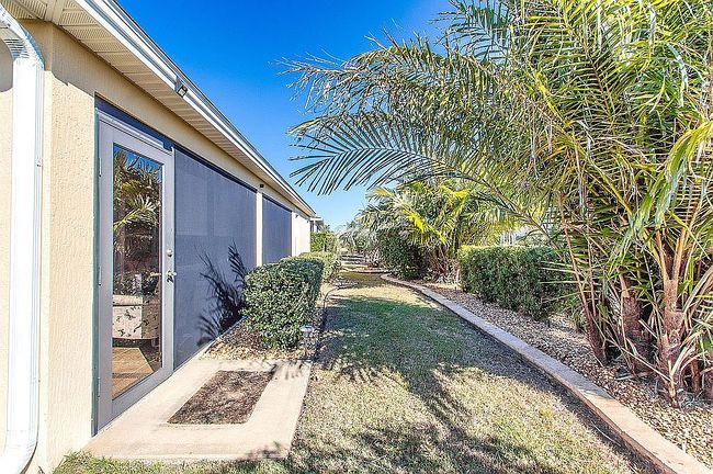 Image of 2963 Bartow Ln