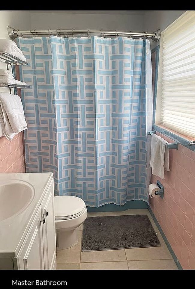 Additional photo 3 of property located at 400 Espanola Way