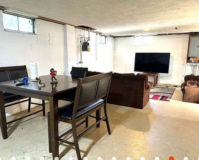 Photo of 1509 Hyde Park Ave, Akron, OH