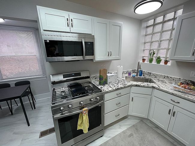 Photo of 315 Lavina Ave, Pittsburgh, PA