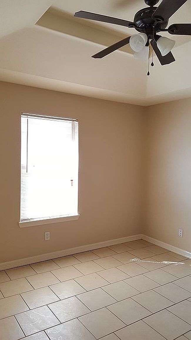 Photo of 3107 E Diamondhead Ave, Alton, TX