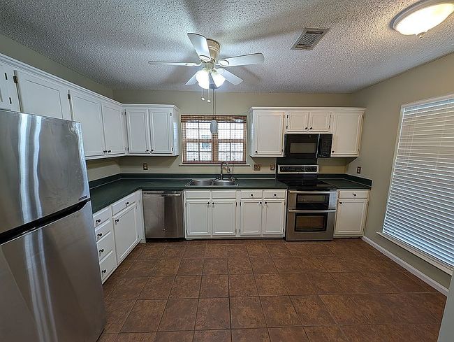 Photo of 639 Dunwoody Rd, Florence, SC