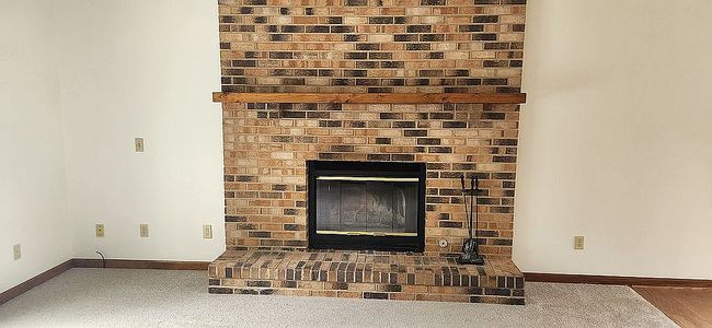 Image of 706 E Edgelawn Dr