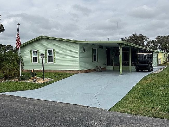 Image of 558 Redwood Dr