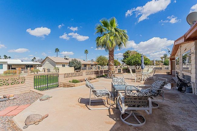 Image of 9238 E Lakeside Dr