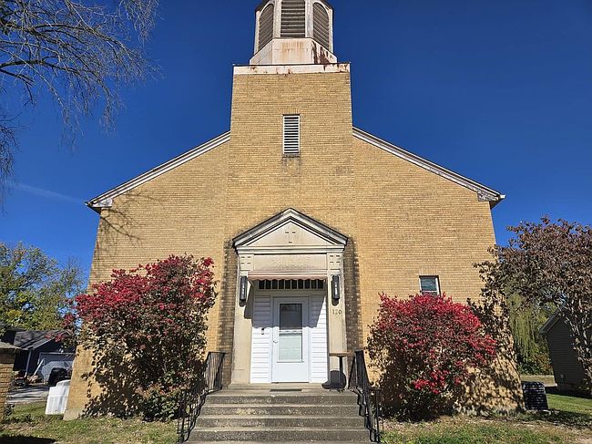 Preview of property located at 120 E Poplar St