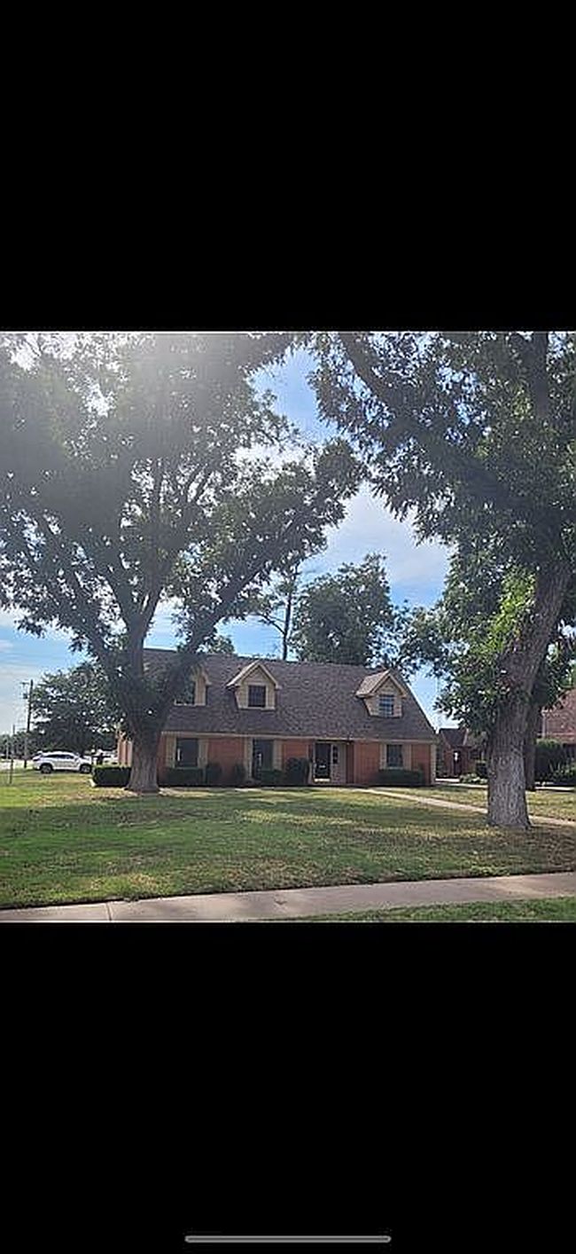 Photo of 2410 Tolar St, Vernon, TX