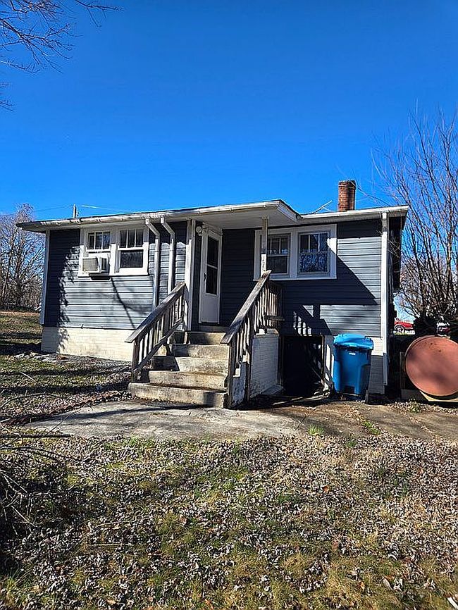 Image of 409 Garrou Ave Se