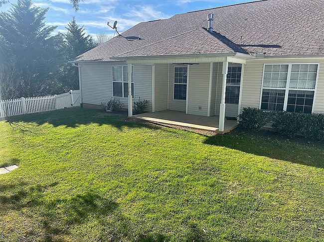 Image of 1530 Graybrook Ln