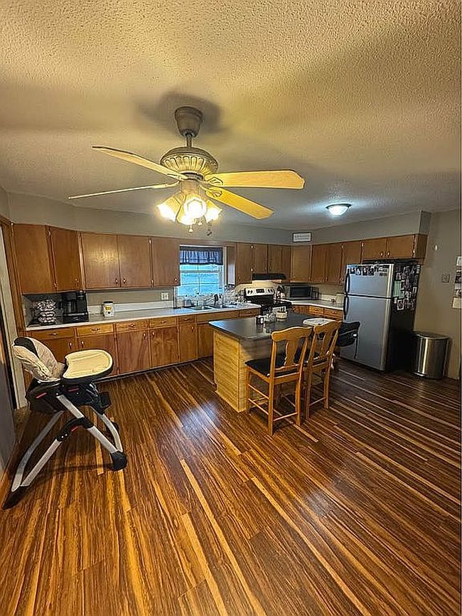 Image of 412 4th St Nw