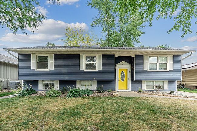 Preview of property located at 313 Nw Stratford Ln