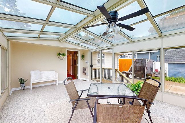 Additional photo 1 of property located at 2758 Iowa Ave Se