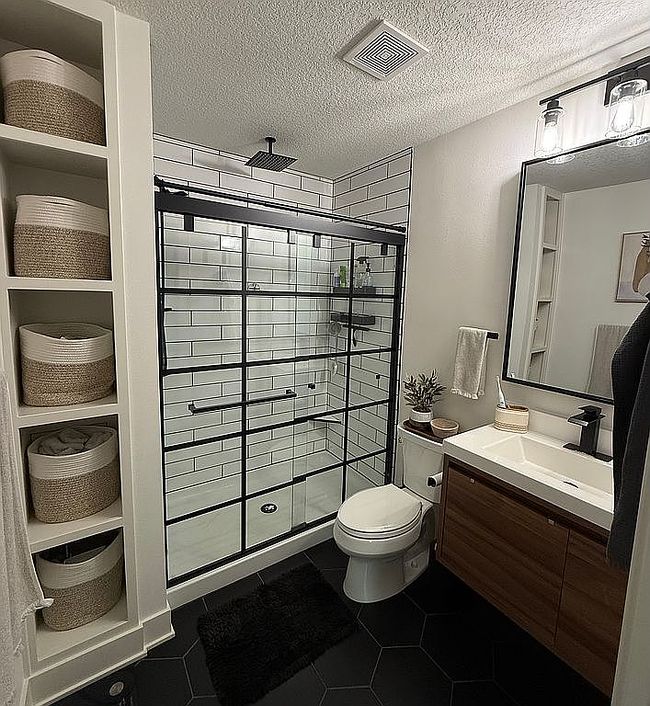 Image of 3718 Se 18th St