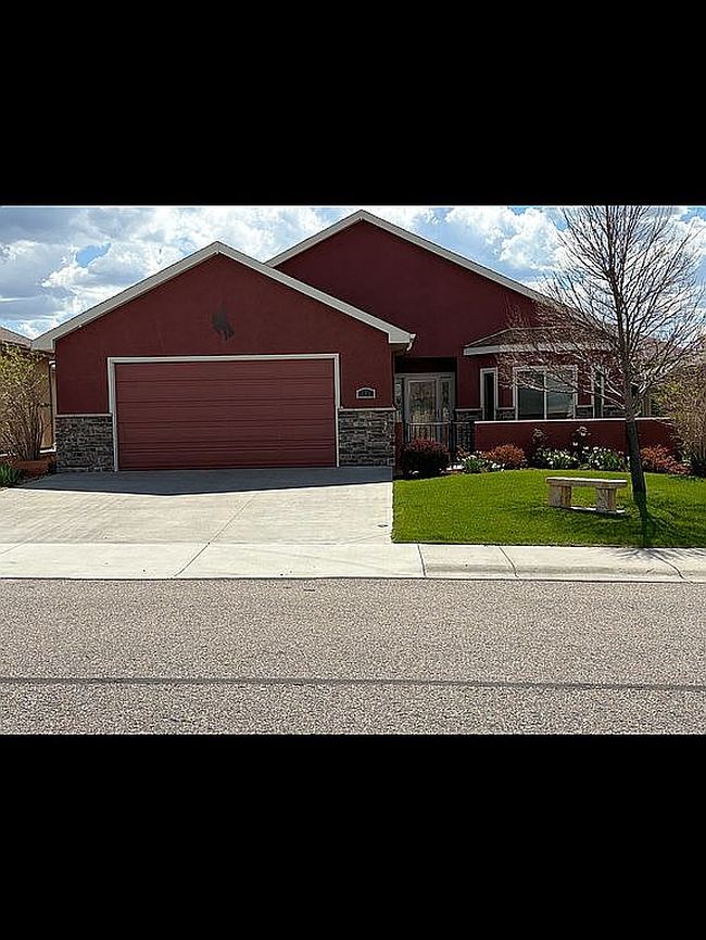 Image of 1660 Blue Spruce Dr
