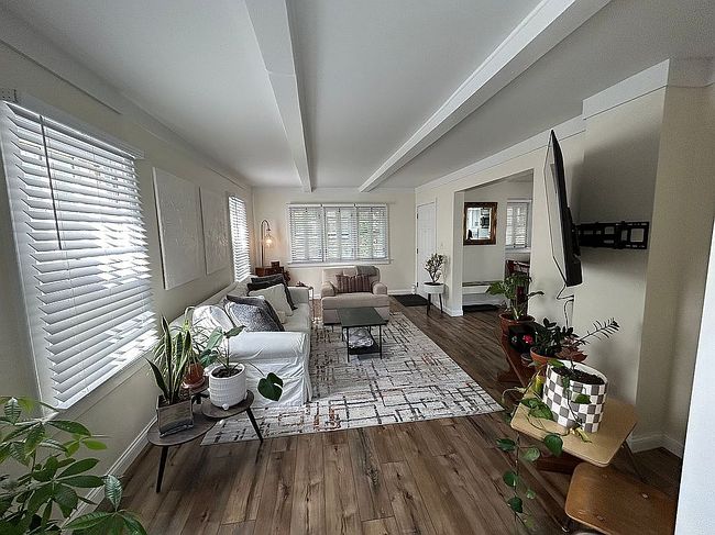 Additional photo 1 of property located at 2645 Grantwood Dr