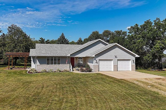Photo of 685 W Sanborn St
