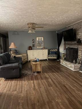 Additional photo 4 of property located at 2318 Grant Ave