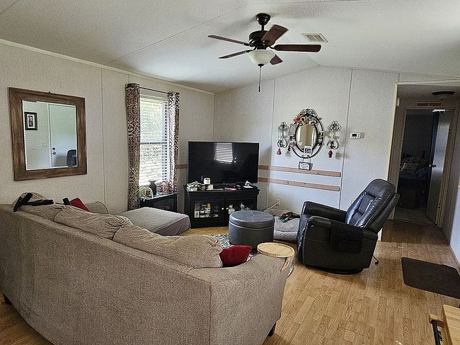 Photo of 414 Jenkins Rd, Sparta, TN
