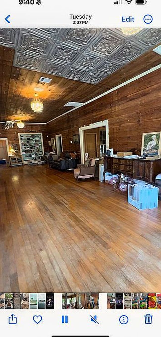 Image of 2421 Avenue G
