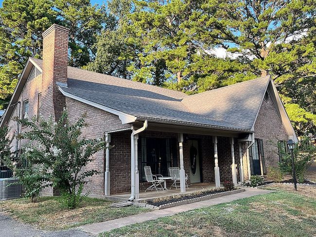 Photo of 2418 Drip Rock Rd, Jacksonville, TX