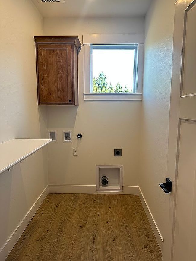 Additional photo 3 of property located at 1306 195th St