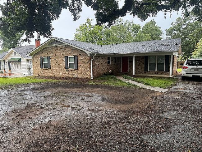 Photo of 3709 Old Shell Rd, Mobile, AL