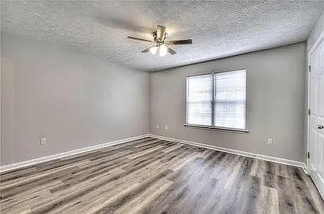 Photo of 86 Point Place Dr