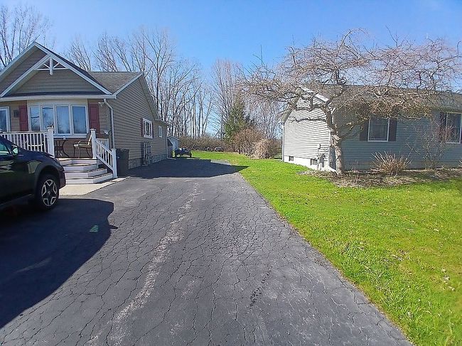 Image of 5265 Guy Young Rd