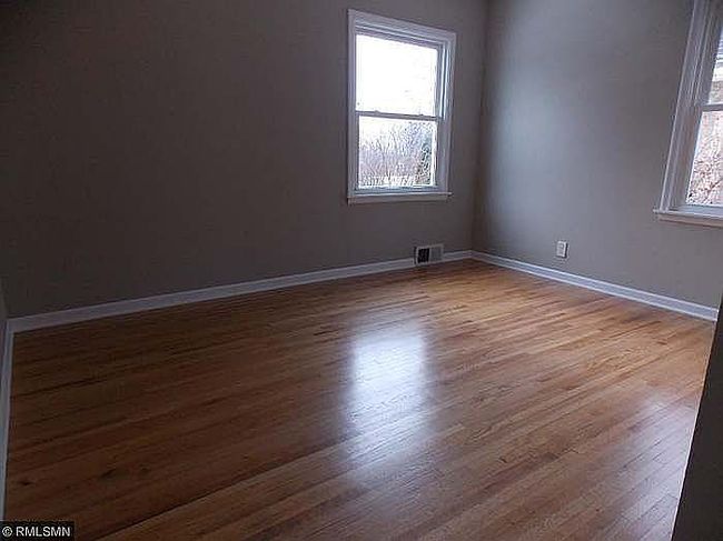 Image of 1685 Bush Ave