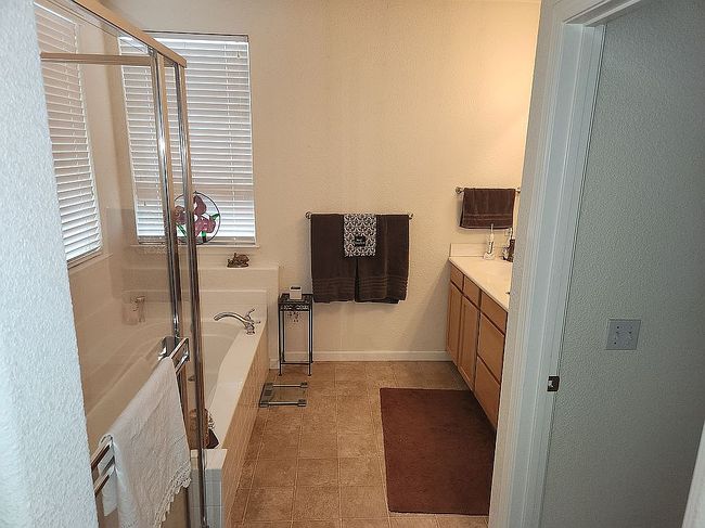 Photo of 511 S Foothill Blvd, Cloverdale, CA