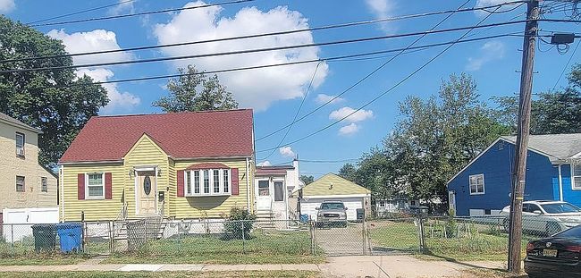 Photo of 214 Campbell St
