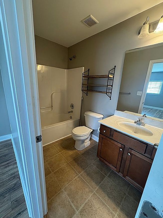 Photo of 2773 Burnt Mill Rd, Lexington, KY