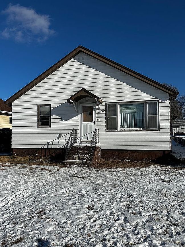 Image of 305 Ne 2nd St