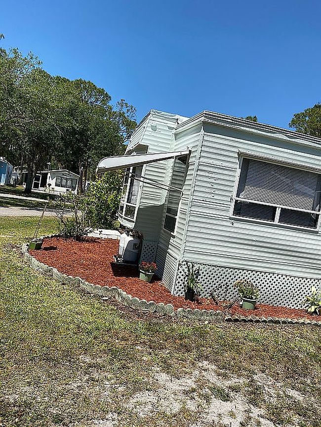 Image of 1300 N River Rd #E51