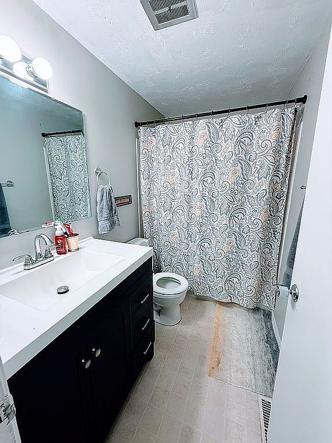 Image of 2533 S 3rd St