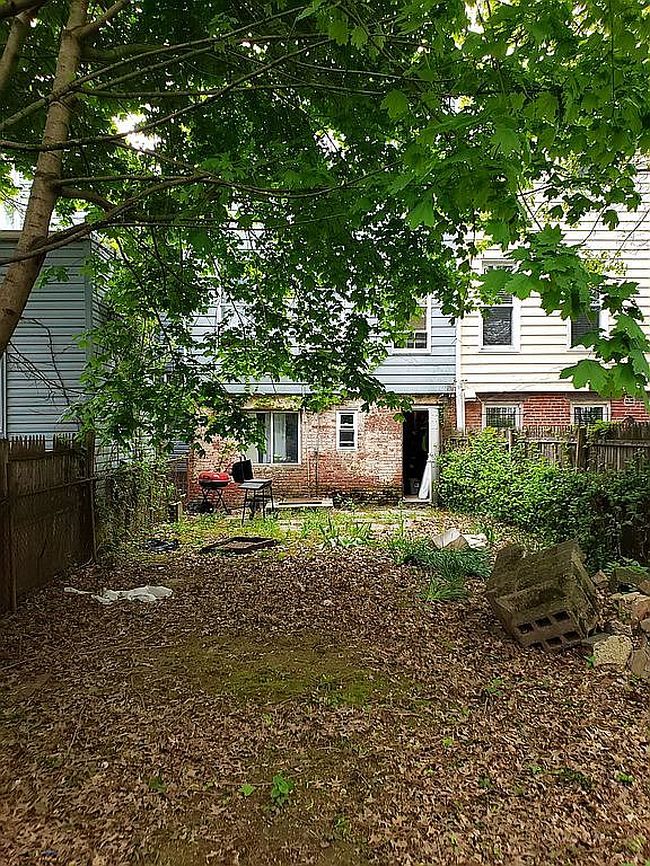 Image of 170 Claremont Ave
