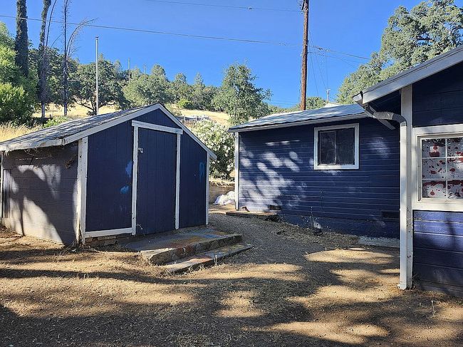 Photo of 12767 Oakgrove Ave, Clearlake Oaks, CA