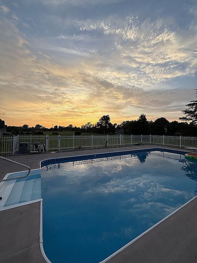 524 Sunningdale Way, Elizabethtown, KY