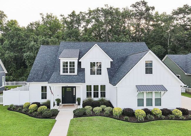 Photo of 378 Madison Grove Blvd