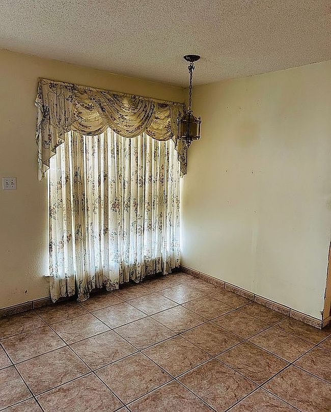 Image of 339 Camille Dr