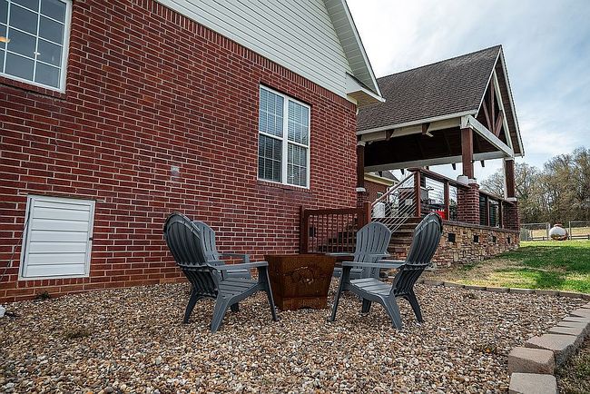 Image of 4590 Batesville Blvd