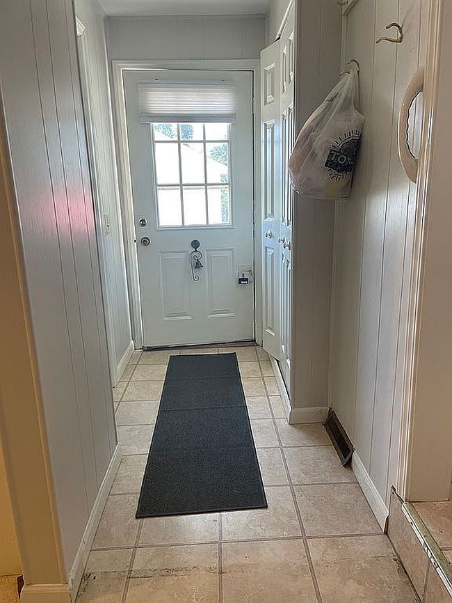 Photo of 2548 Coquillard Dr, Niles, MI