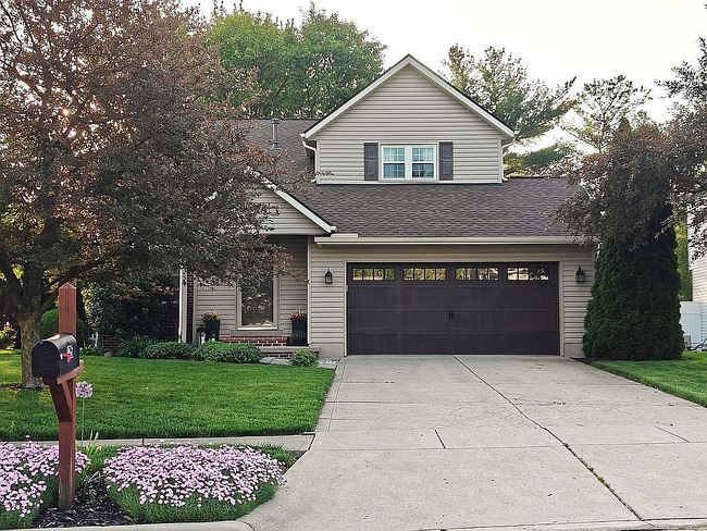 Photo of 425 Carriage Dr